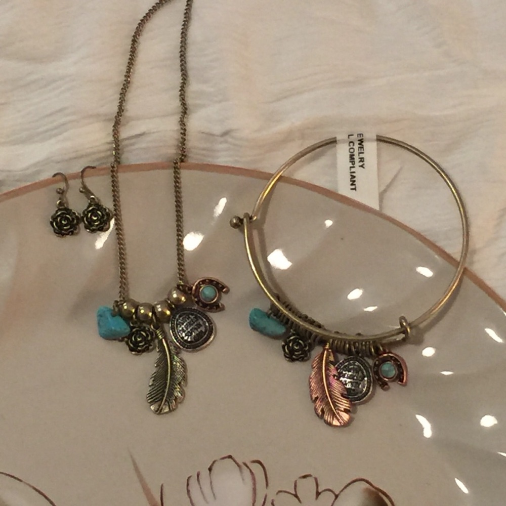 🌟 Turquoise Three Tone Jewelry Set 🌟